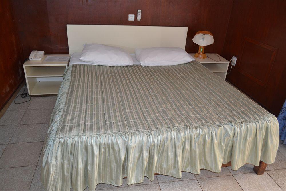 Hotel Mansel 야운데 외부 사진