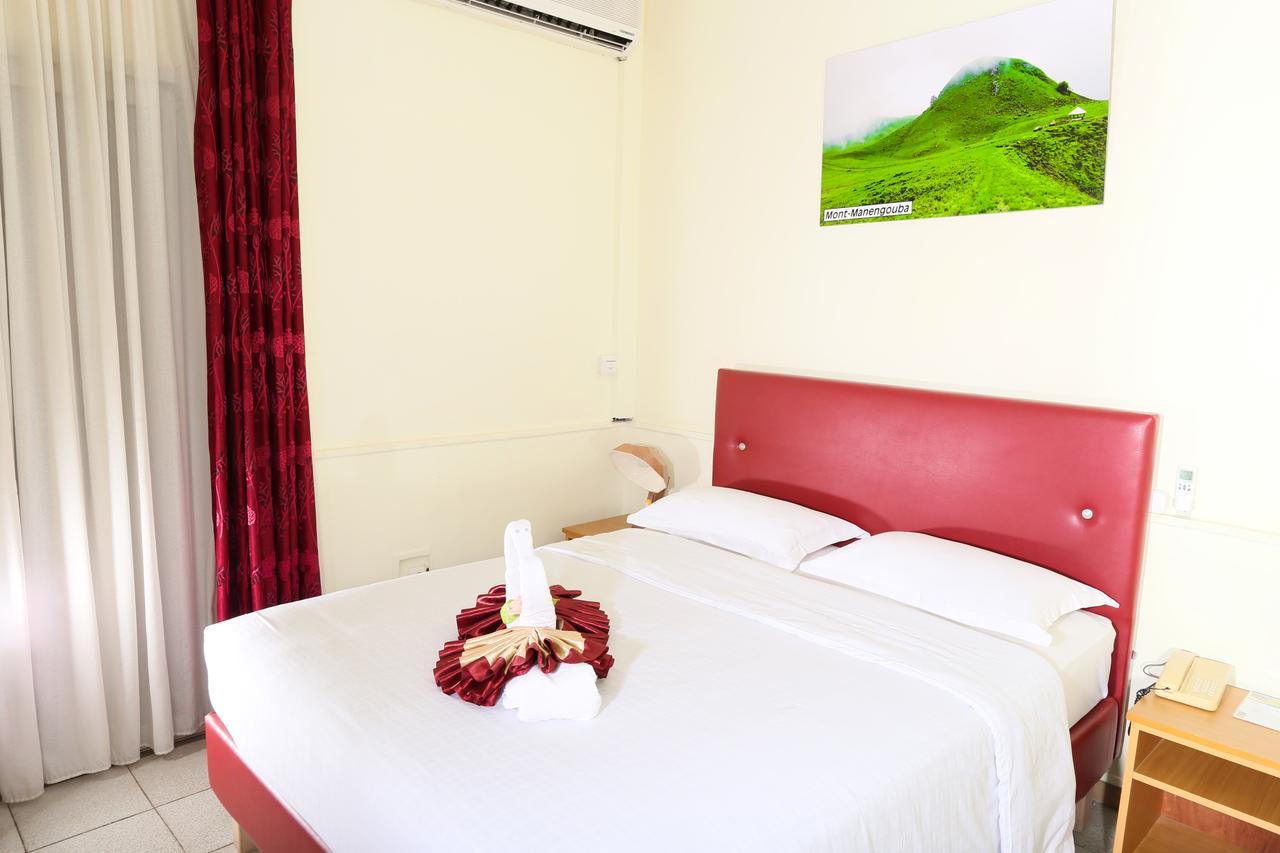 Hotel Mansel 야운데 외부 사진
